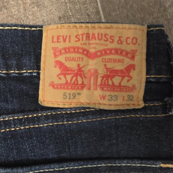 Stylish LEVI'S Premium 519 Skinny Jeans - Dark Blue - Size 33x32 Excellent - Picture 6 of 6